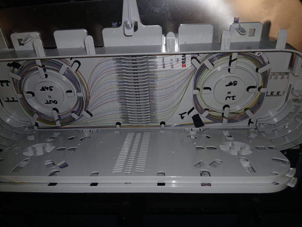 splicing-work-in-Odivelas-station